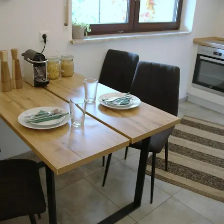Studio-apartment Mit Garten, Parkplatz & Kueche 아파트 오펜부르크