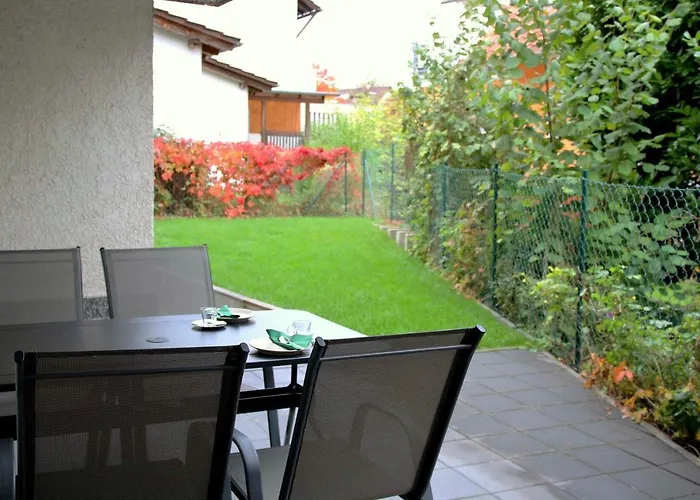 Appartement Studio-apartment Mit Garten, Parkplatz & Kueche